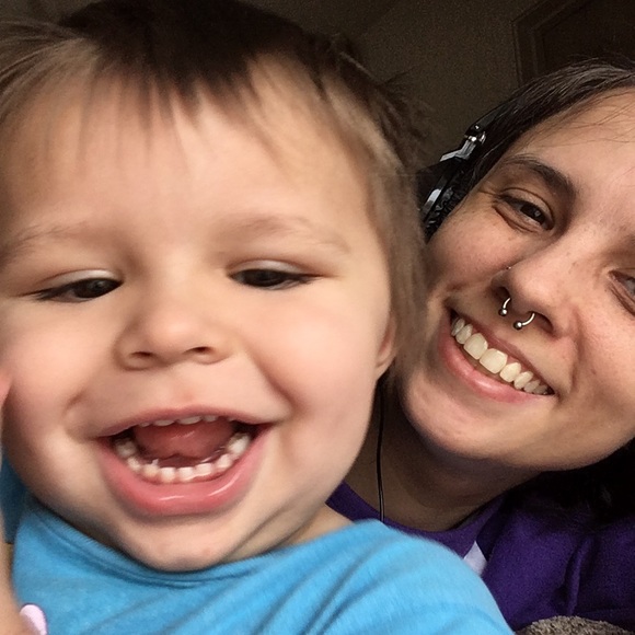 Meet your Posher, Dena - Picture 3 of 3